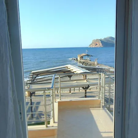 Comfy Beachfront Litinas Casa With Seaview * Chania (Crete)
