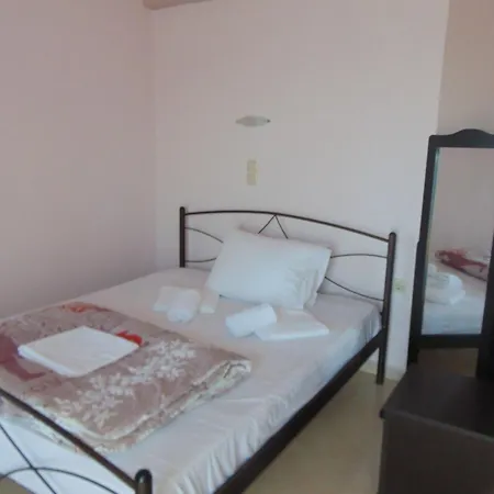Comfy Beachfront Litinas Casa With Seaview * Chania (Crete)